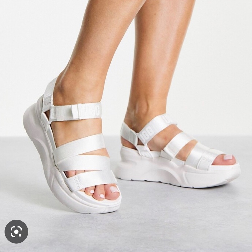 UGG LA Shores Women's Platform Sandals in White Size 6.5